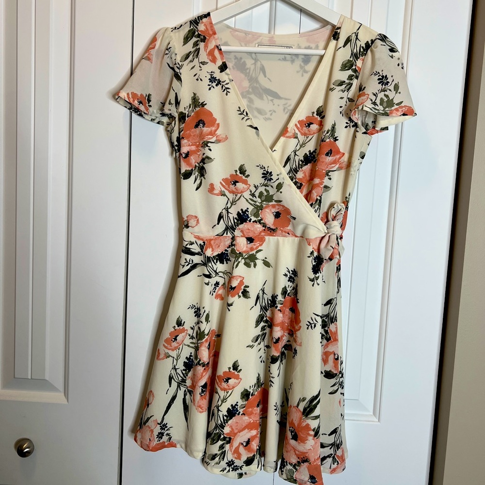 Abercrombie and fitch size xs floral mini dress